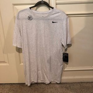 Nike Dri Fit Training Top Size L 706625-051